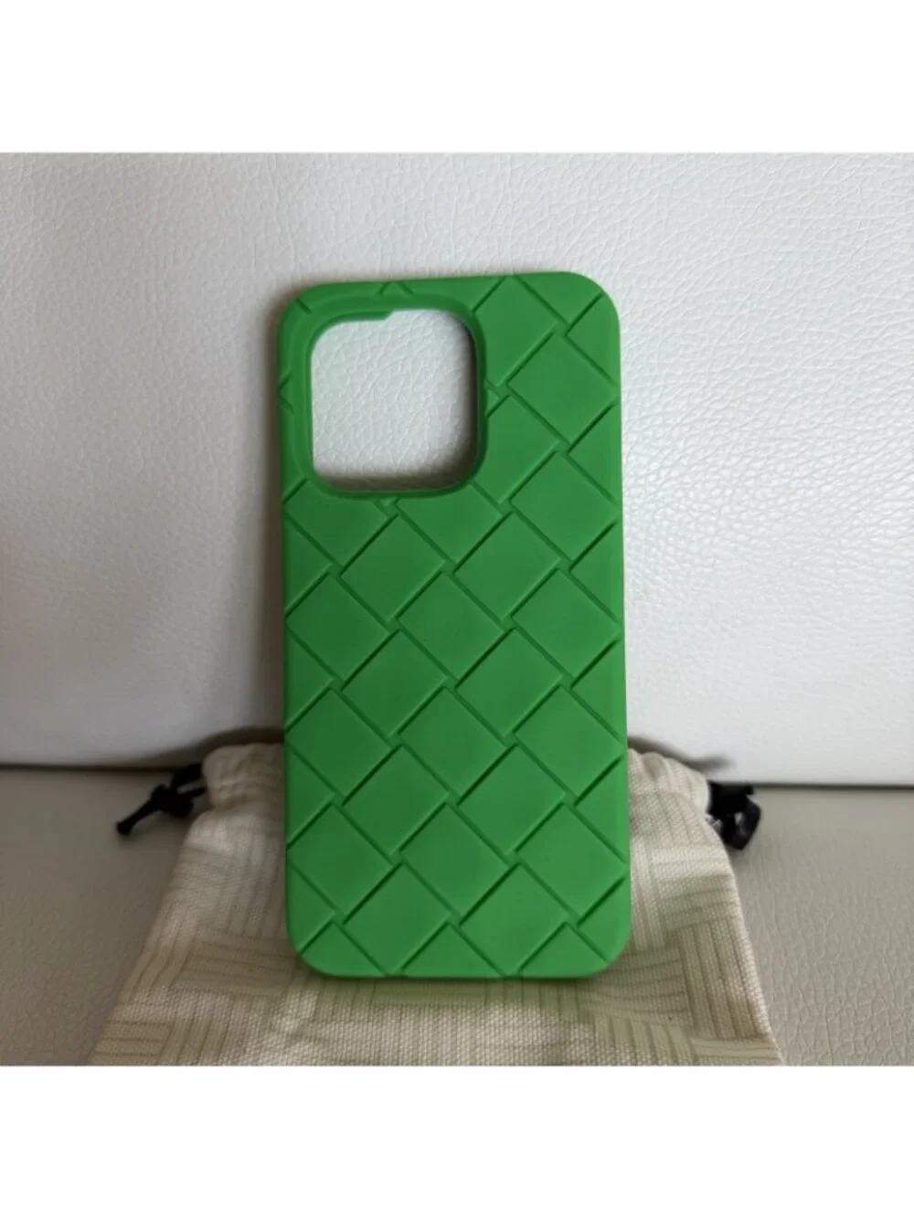NEW BOTTEGA Veneta iPhone 16 Pro Case Green Parakeet Rubber